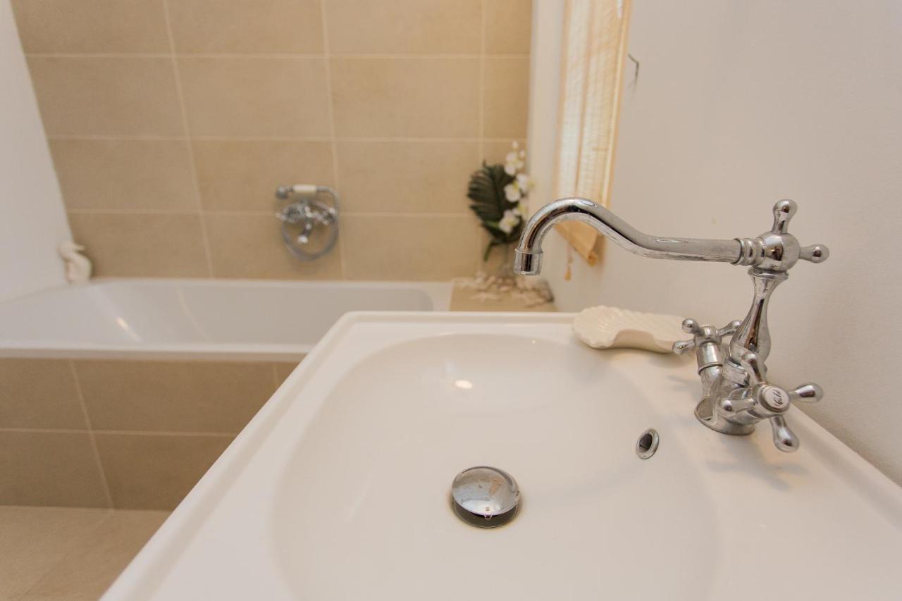 Captain'S Apartment Račišće Zewnętrze zdjęcie